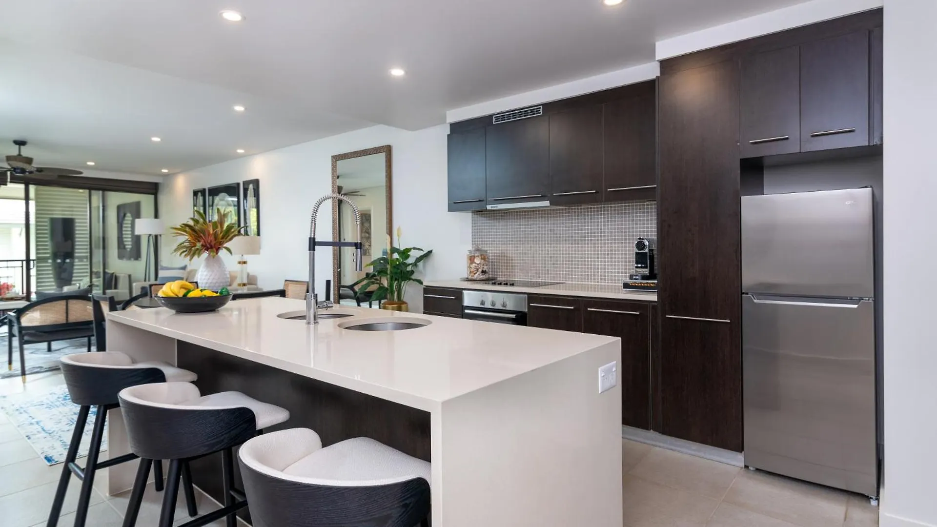 Beautiful Pool View Penthouse With Rooftop Oasis, Great For Families Craiglie